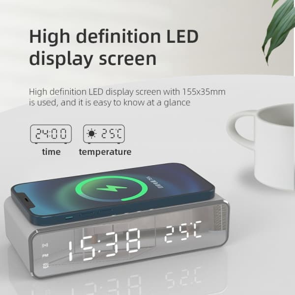 Digital LED Väckarklocka med Trådlös Laddare/Termometer Silver