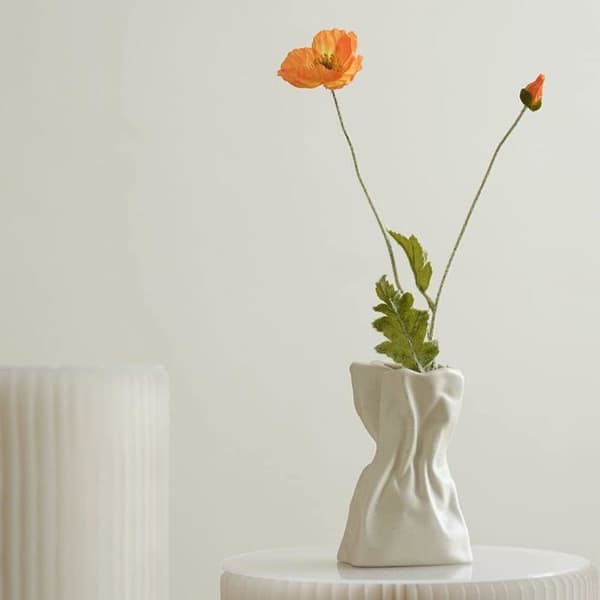 Blomvas - Keramik - Modern design - Vit - Liten vas för blomknoppar