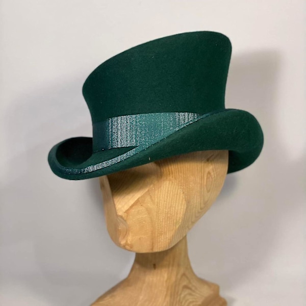 Asymmetrisk Tophat i Uld - Dame, Herre, Unisex - Steam Punk Hat - Tophat med Modebånd - Dekorativ Hat til Mænd - yu Green One Size