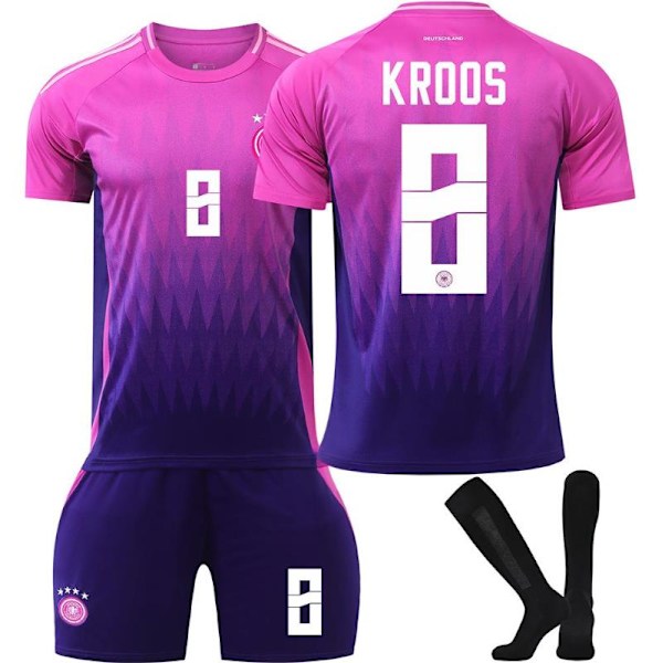 NO.8 KROOS Fotbollströja för Barn Pojkar T-shirt Shorts Strumpor Jersey Sommar Träningsdräkt Set 22