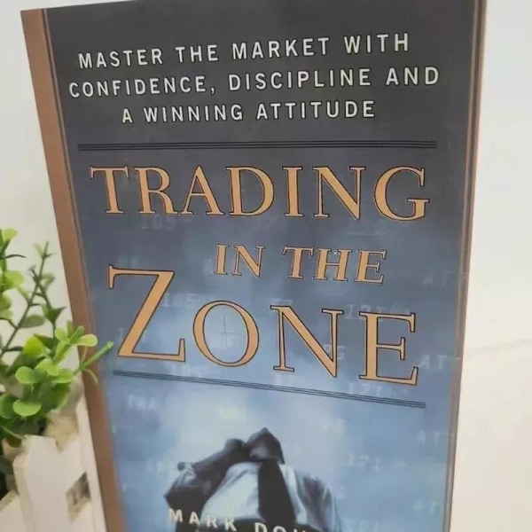 Trading in the Zone: Bemästra marknaden med självförtroende, disciplin och en vinnande attityd av Mark Douglas, Självförbättrande klassiska bokgåvor