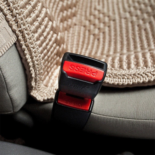 Bil Auto Spänne Säkerhetsbälte Extender Pad black red 8.8 x 5.1cm