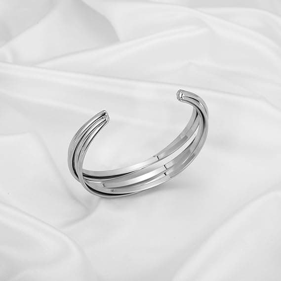 Justerbart tårformat guldarmband för kvinnor – djärv öppen design