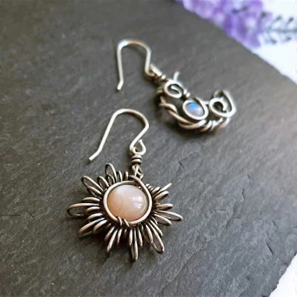 Silver Sol och Måne Krokörhängen Bohemia Celestial Månstensörhängen