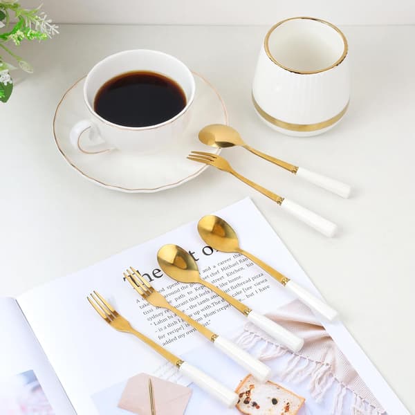 Kaffeskedset (inklusive keramisk skedhållare)