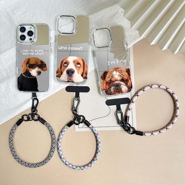3-i-1 Spegeldesign Mobilskal - Who Cares Hund + 7mm Handledsrem Kompatibel med iPhone 16 Pro (6.3 tum)