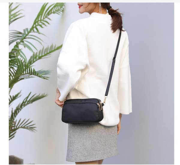 Nylon Crossbodyveske for kvinner, lett og vanntett svart