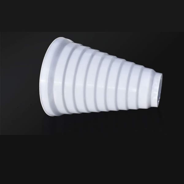 Universal reduktionsstykke til ventilationssystemer, diameter 80/200 mm, PVC-reduktionsstykke, ventilation af runde rør med udsugningsventilatorer til HVAC-systemer.