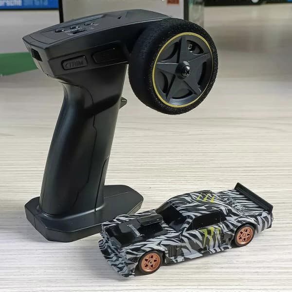 1/43 Kaukosäädöllä Varustettu 4WD RC 2.4g Mini Drift-Kilpa-autolelu Malli
