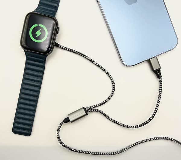 Oplader til Apple Watch iWatch Series 7/6/SE/5/4/3/2/1, 2-i-1