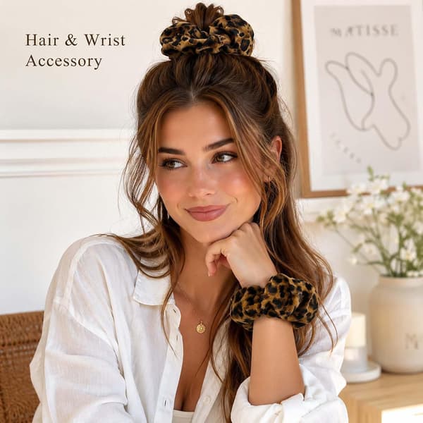 2-pack överdimensionerade scrunchies i mörkt leopardmönstrat satin för kvinnor