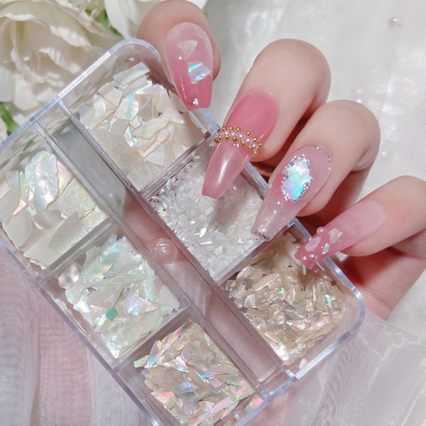 1 Æske Neglekunst Sequins Ultra-Tynde Uregelmæssige Former Fantastisk Visuel Effekt Genanvendelig Bred Anvendelse Dekorativ Negle Skønhed 6 Gitter Manicure Sequins Nai