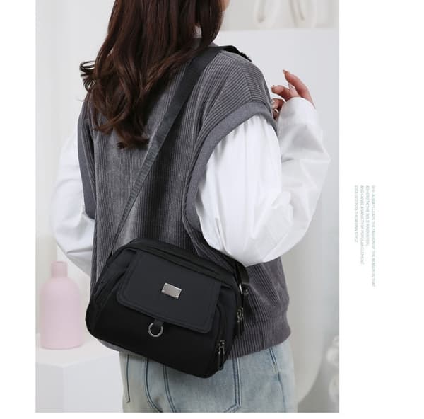 Stilfuld 2025 Crossbody-taske i nylon til kvinder Sort