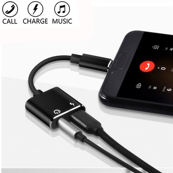 USB C-adapter til 3,5 mm hodetelefon og USB C-ladekontakt