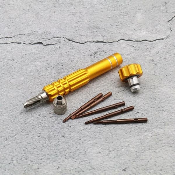 5 i 1 Multifunktionel Mini Magnetisk Lommeskruetrækker