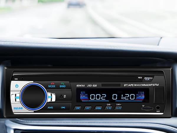 Bilradio 1-DIN - Bluetooth, mikrofon, 4×60 W
