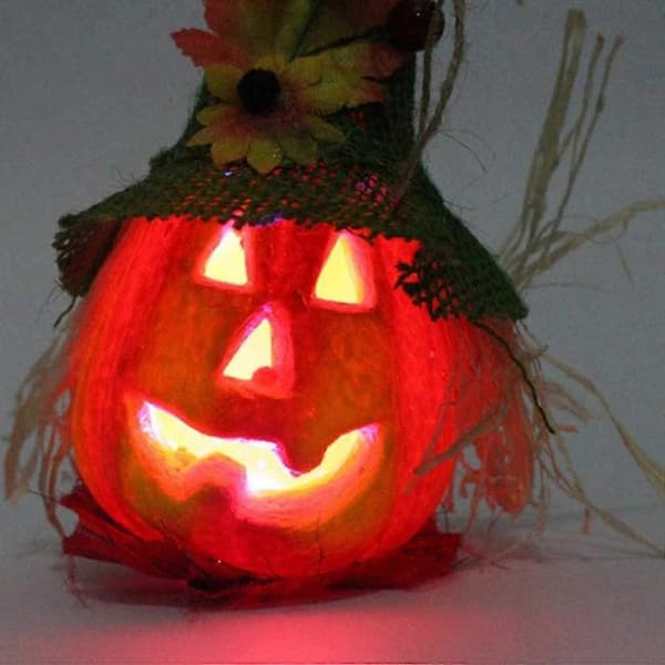 Halloween LED Gresskarlykt: Gresskarlykt i Jack-O-Lantern-stil for festlig dekorasjon