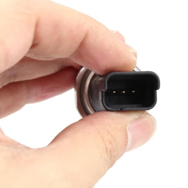 Trykksensor for drivstoffrail / Drivstoffinnsprøytning 5WS40208 For