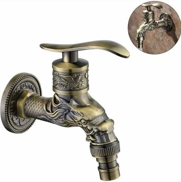 Antikk messingkran, antikk kran, gravert antikk messingkran 10,5 x 11 x 1,8 cm (bronse)