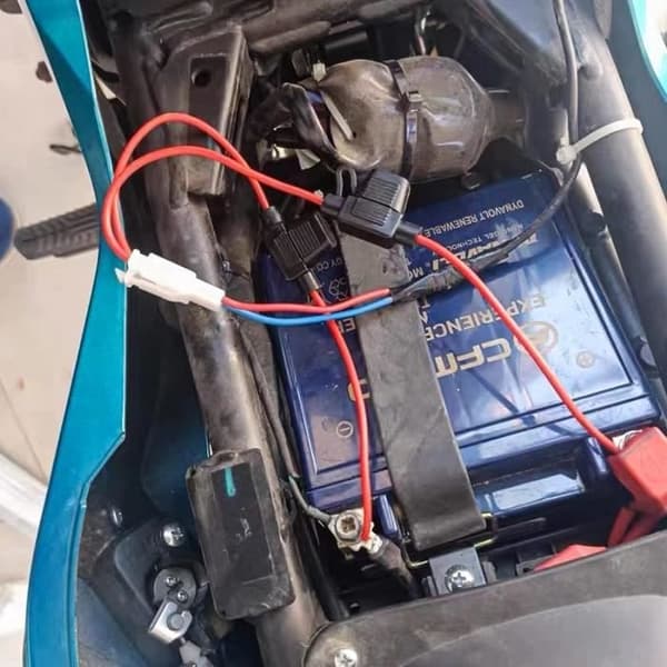 Standard 12V inline sikringsholder - Pakke med 2 - 15A - Sort - Plastik