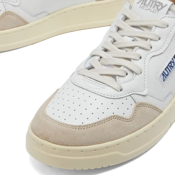 AUTRY 01 LOW LÄDER OCH MOCKA SNEAKER Löparskor Träningsskor Grey White Green 41