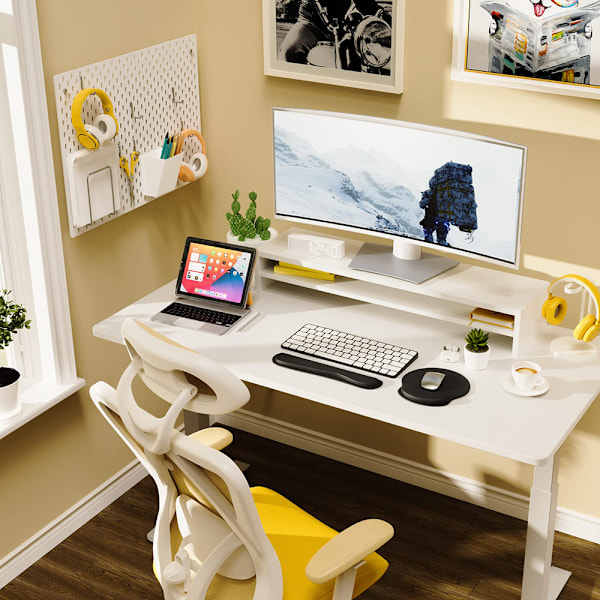 Ergonomiskt tangentbord & musmatta set, slät mikrofiberyta säkerställer exakt spårning, handledsstöd i memory foam för smärtlindring och neutral position,