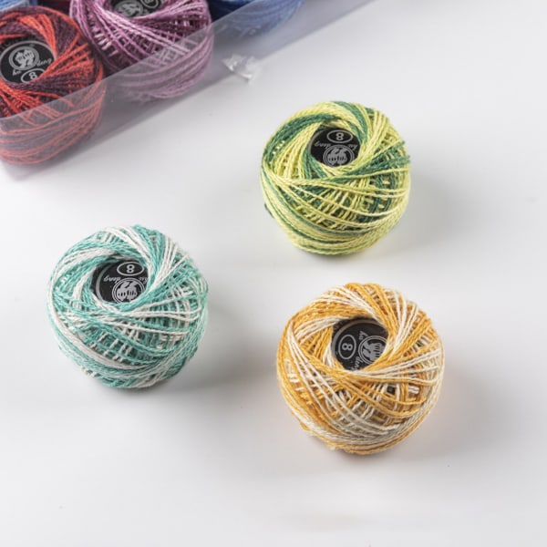 Brodergarn i regnbågsfärger, robusta polyestergarnnystan, stora förpackningar för pyssel, mjuka och glänsande texturer, idealisk present för nybörjare &