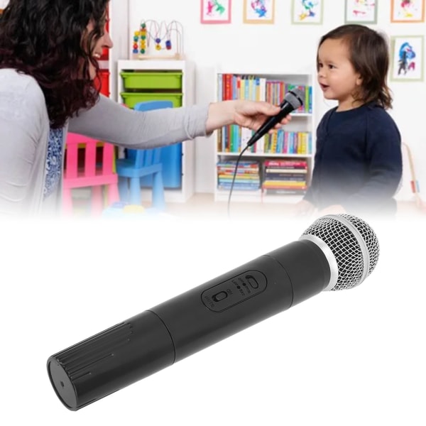 Mikrofonitarvikemalli Karaoke Väärennetty mikrofonimalli Cosplay Lasten lelut Väärennetyt simuloidut mikrofonit Musta