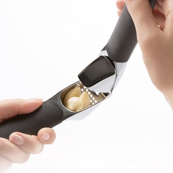 Good Grips Garlic Press Simple Kitchen Tool for Crushing Garlic