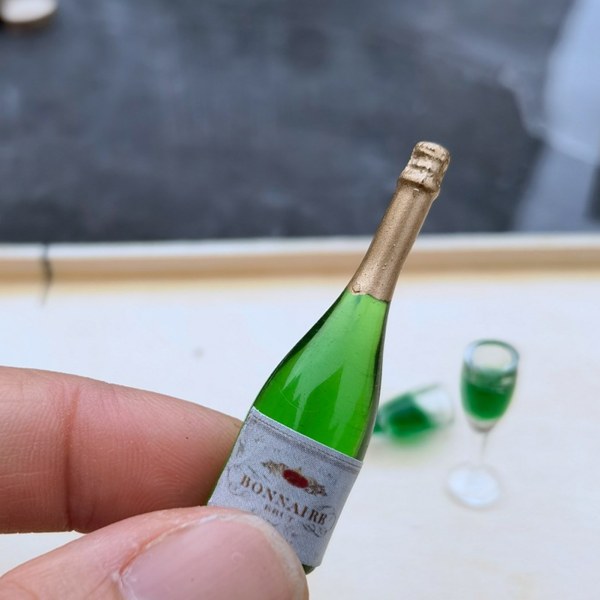 10 sæt dukkehus champagne sæt DIY miniature simuleringsmodel miniature vinflasker naturtro PVC dukkehusindretning