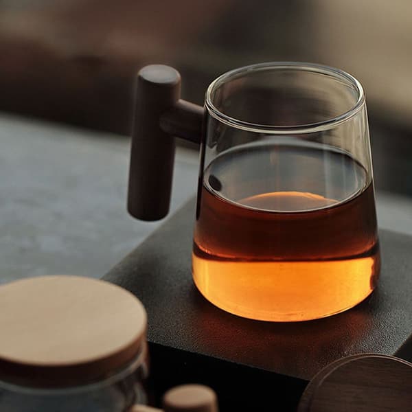 Glas tekopp med tesil og låg, tekopp med træhåndtag, stil 1