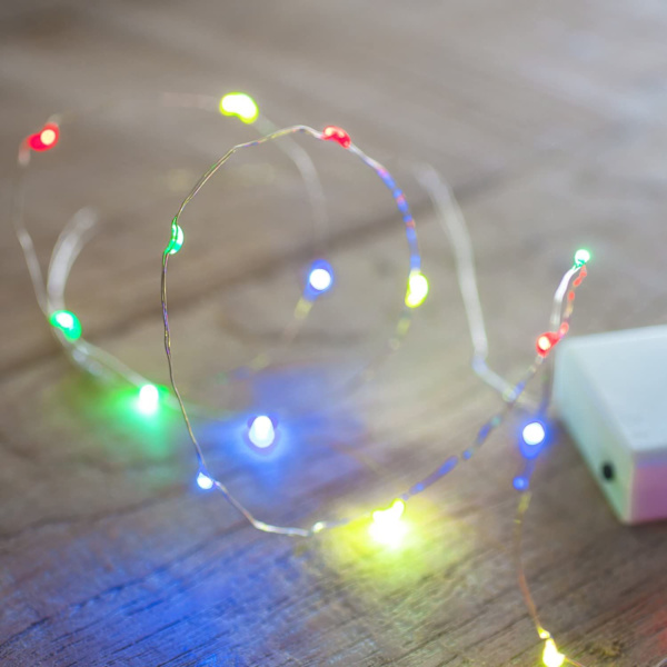 Batteridriven ljusslinga 20 flerfärgade mikro-LED på silverkabel