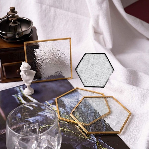 Guld glasunderlag til drikkevarer, udskåret glas, stilfuldt til kaffe guld