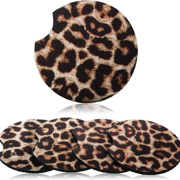 Fire leopard prints på den absorberende underkrop, der passer til