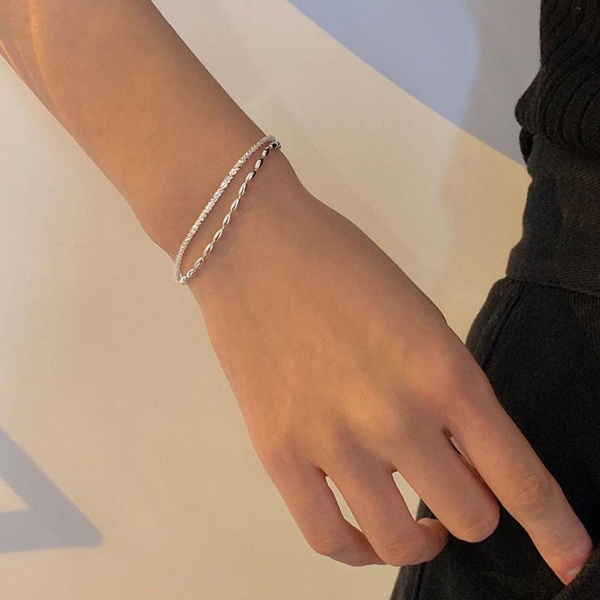 Silverarmband, justerbar längd, påse ingår (2 stycken)