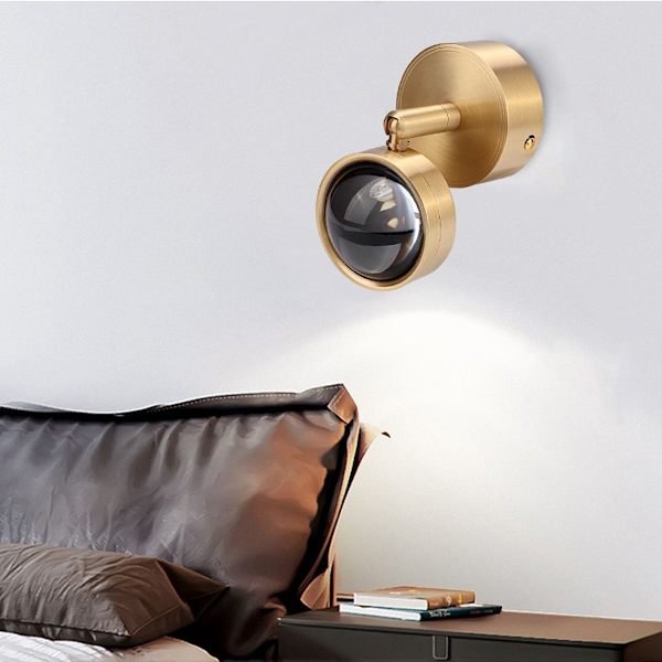 Enkel kobbervegglampe for korridortrapp KLB