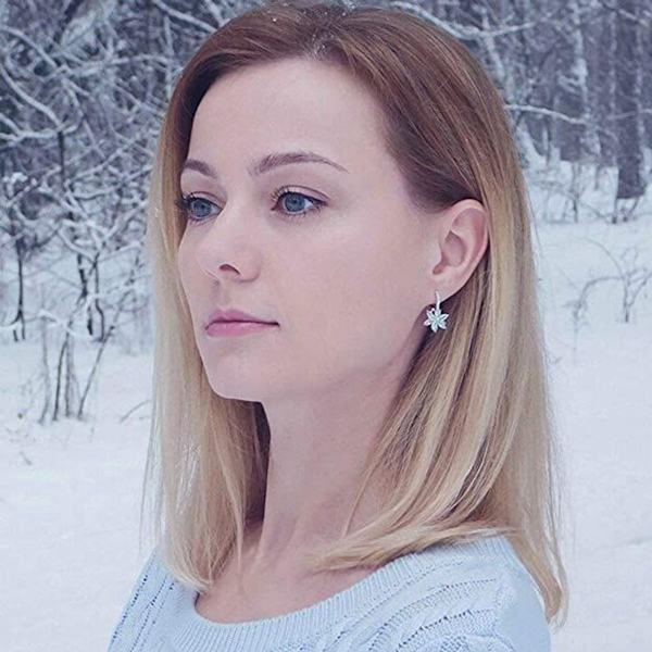 Örhängen i sterlingsilver med blomma kubisk zirkonia kristallklämma på örhängen för kvinnor flickor