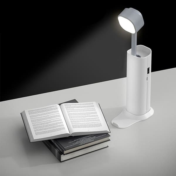 USB LED-bordslampa med ögonskydd, perfekt för sovrummet KLB