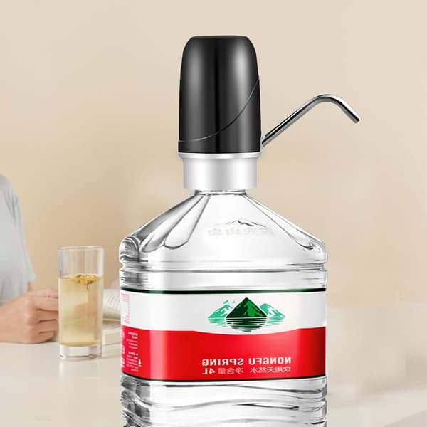 Vattenflaskedispenser, USB-laddningsbar vattenflaskepumpsystem för utomhus eller kök, automatisk pump