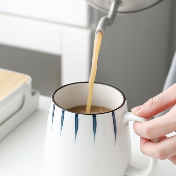 Handmålad vattenkopp i keramik, kaffekopp, vattenkopp