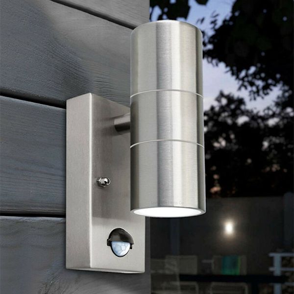 Ulkoseinävalaisin liiketunnistimella, verkkovirralla toimiva PIR-seinävalaisin, ruostumaton teräs, IP44, puutarhan turvavalaisimet + 7 W:n LED-lamput, viileä valkoinen KLB