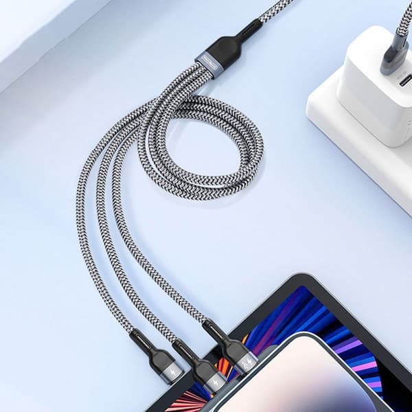 3-i-1 USB-laddningskabel, 1,3 m flätad snabbladdningskabel