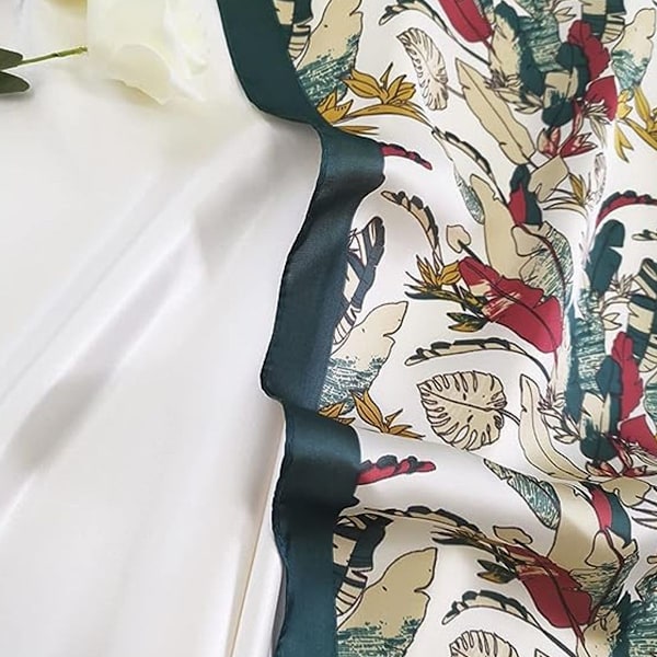 Sidenkänsla sjal. Dam medium fyrkantig satinscarf KLB