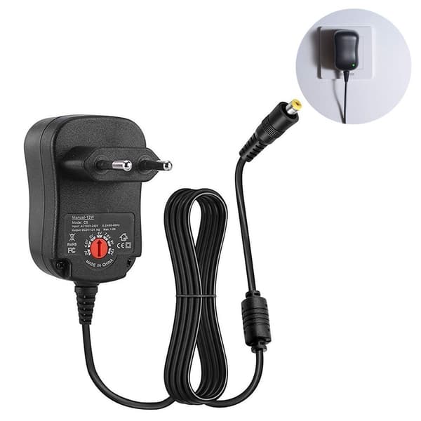 Universal 12W AC/DC-adapter med 8 DC-stik
