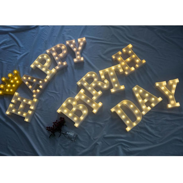 Dekorativ LED-bokstav Marquee-skylt med lampor E A 22 x 18 x 4 cm KLB