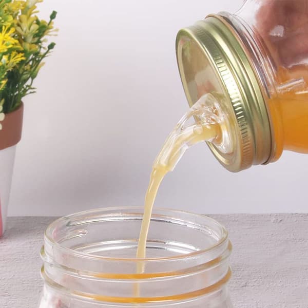 Fri flödande Mason Jar Pourer i guld