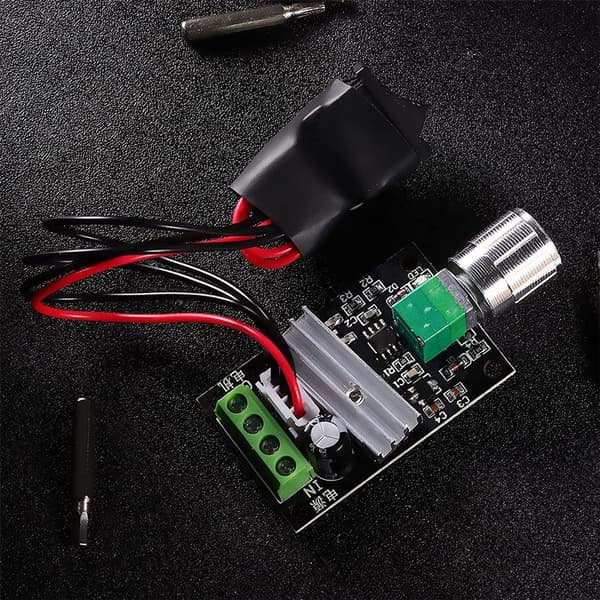 DC 6V 12V 24V 3A 80W DC Motor Speed Controller (PWM) justerbar