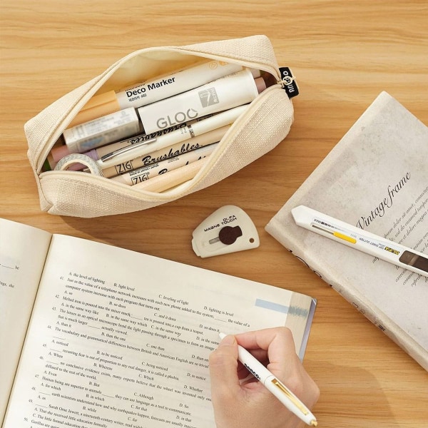 Skrivesaker kreativt enkelt firkantet pennal beige KLB