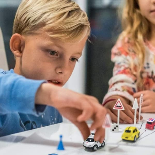 Træk tilbage metalbiler, 8 pakke Die Cast Mini legetøjsbiler, KLB