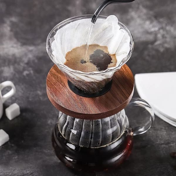 Boks med 2-4 kopper V60 filterkopp kaffe filterpapir V nøytral hvit